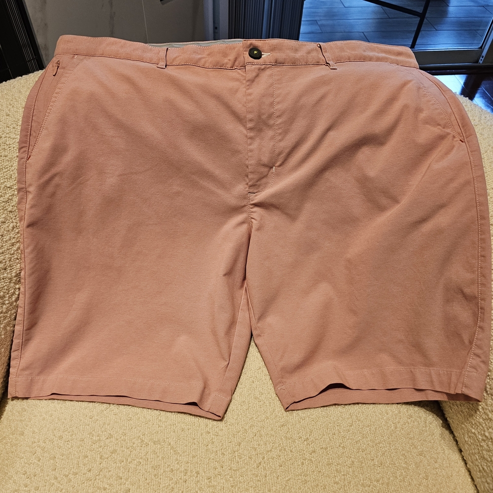 $125 Tommy Bahama Light Pink Shorts Size 42